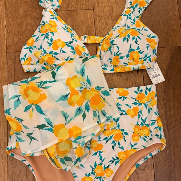 J. Crew Factory White Bold Saffron Matching Swim Set Top, Bottom, Sarong L & XL - Picture 8 of 11